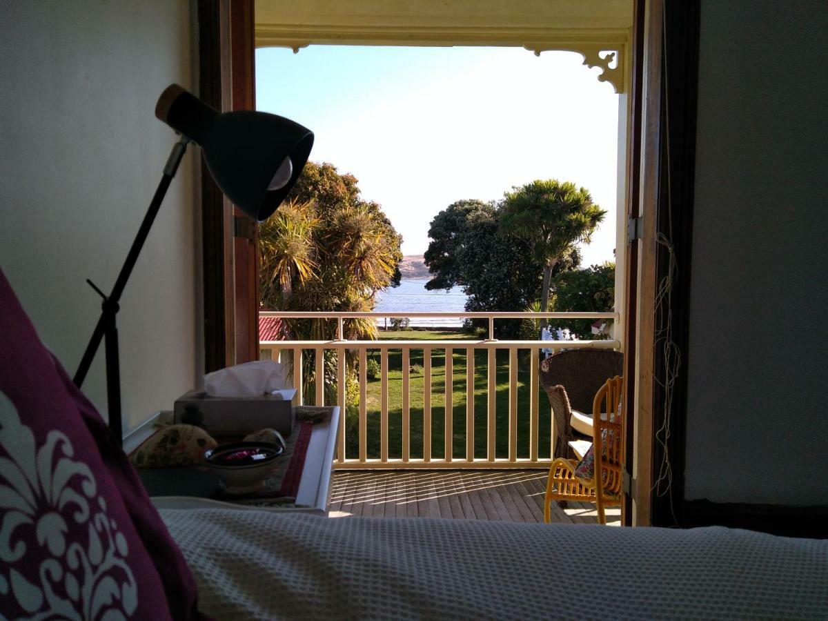Brony'S Beachfront-Short And Long Term Stays Porirua Εξωτερικό φωτογραφία